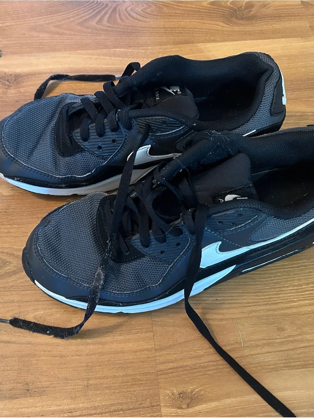 Nike Black and White Men's Athletic Sneakers